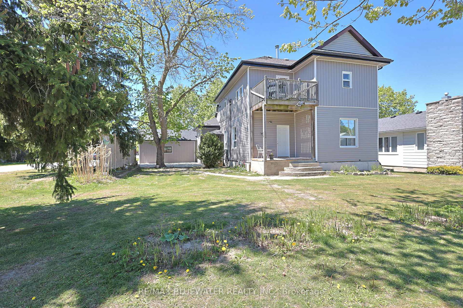 76-franklin-street-lambton-shores-ontario-x13147846