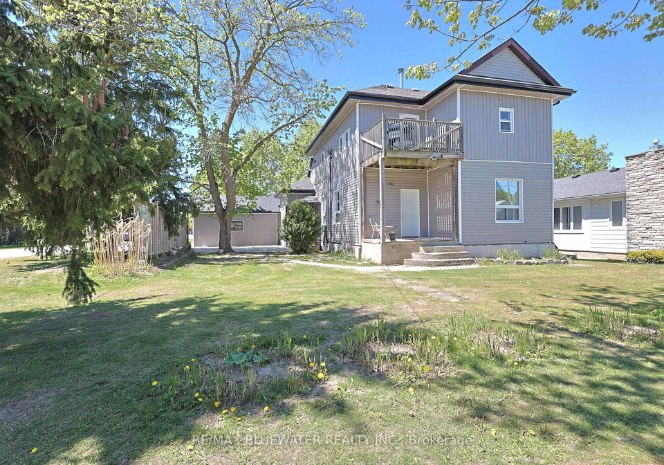 76-franklin-street-lambton-shores-ontario-x13147846