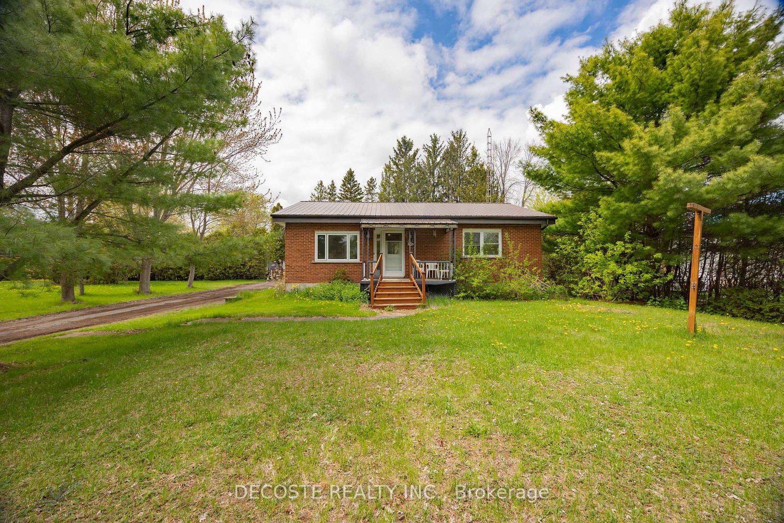 21985-main-street-north-glengarry-ontario-x13147878