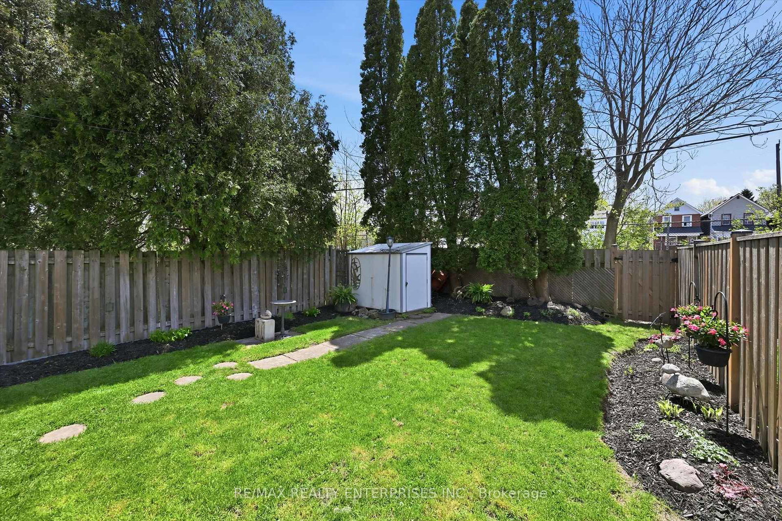 44-burton-street-hamilton-ontario-x13147914
