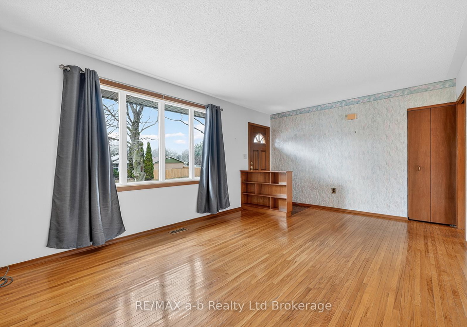 42-princess-park-road-ingersoll-ontario-x13147922