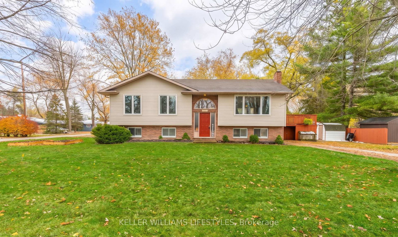 4547-william-street-plympton-wyoming-ontario-x13147976