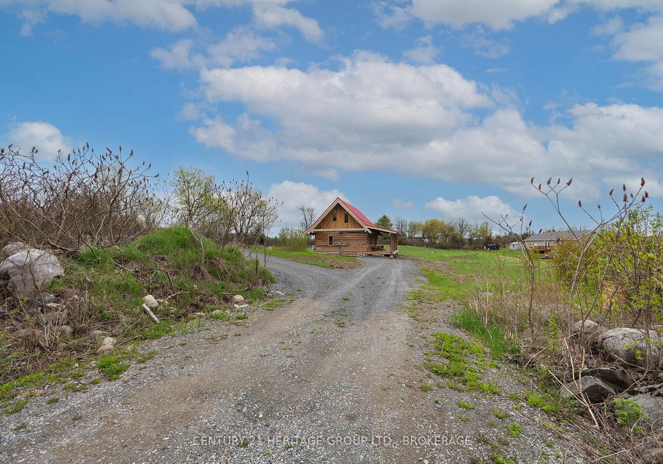 22-flynn-road-tweed-ontario-x13148272