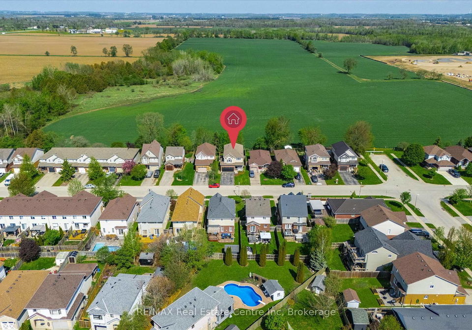 124-gibbons-drive-centre-wellington-ontario-x13148334