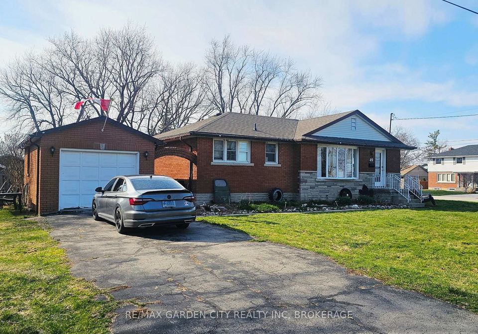 49-whittaker-avenue-grimsby-ontario-x13148846