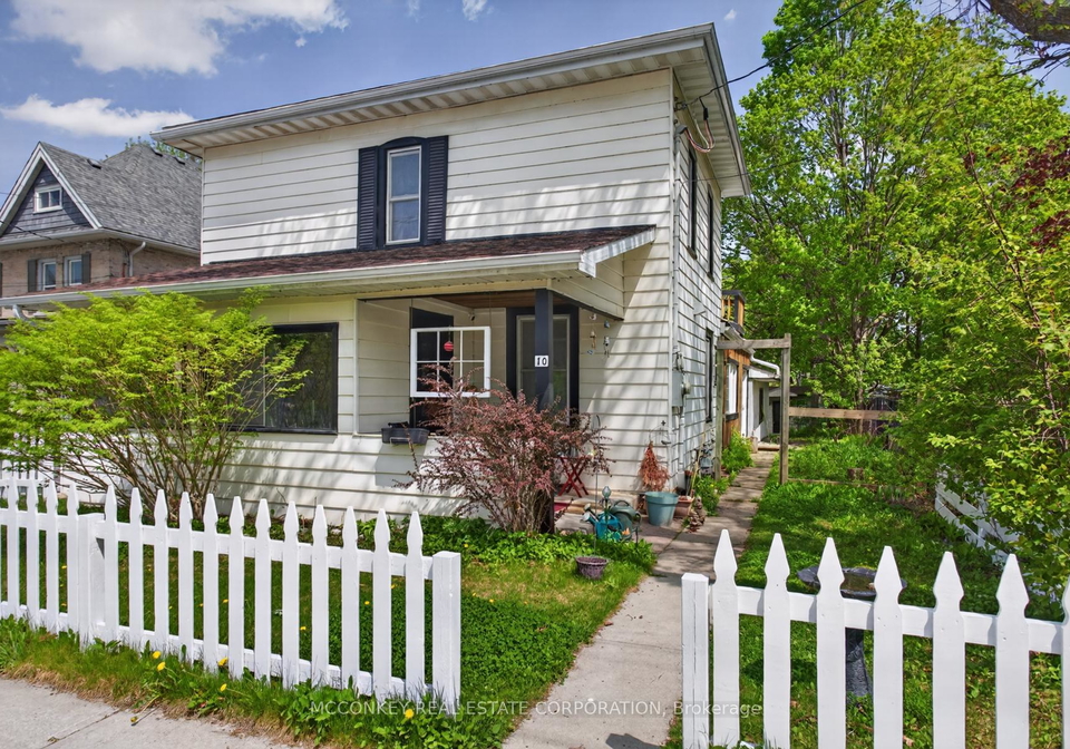 10-regent-street-selwyn-ontario-x13149380