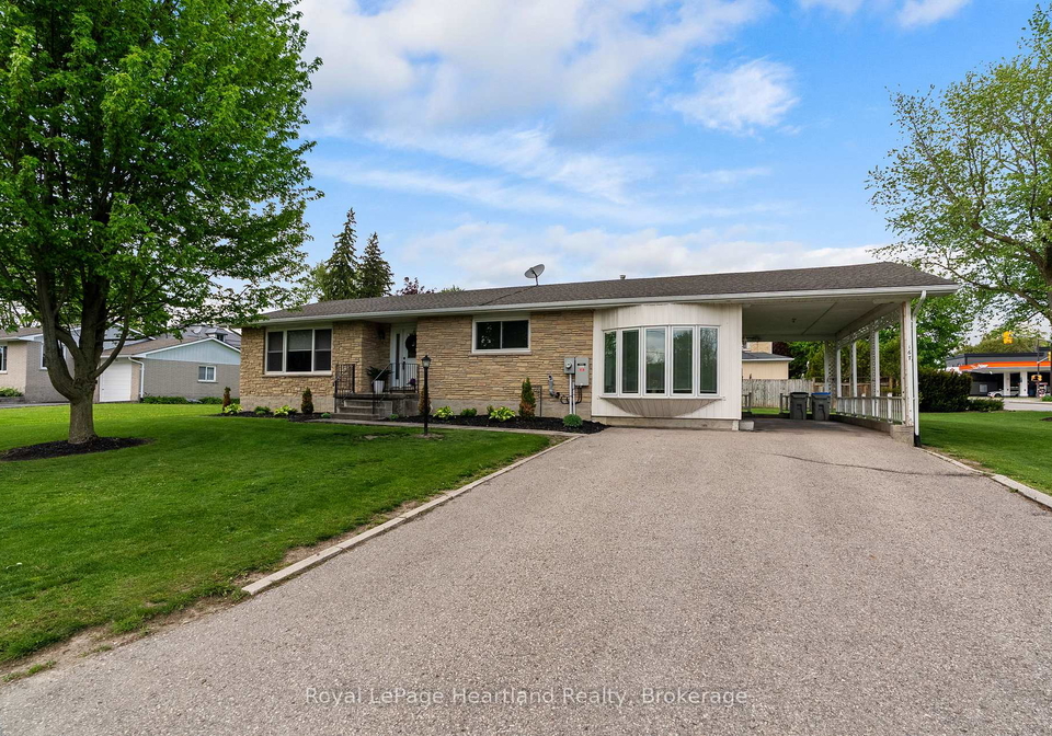 167-quebec-street-west-perth-ontario-x13149448
