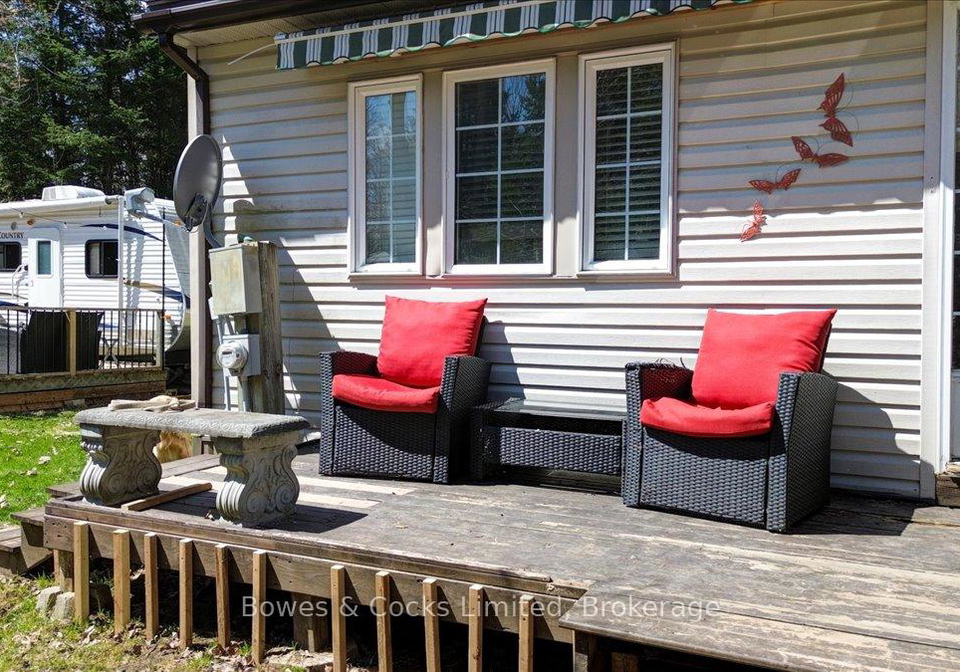 302-loon-lake-resort-centre-hastings-ontario-x13149846