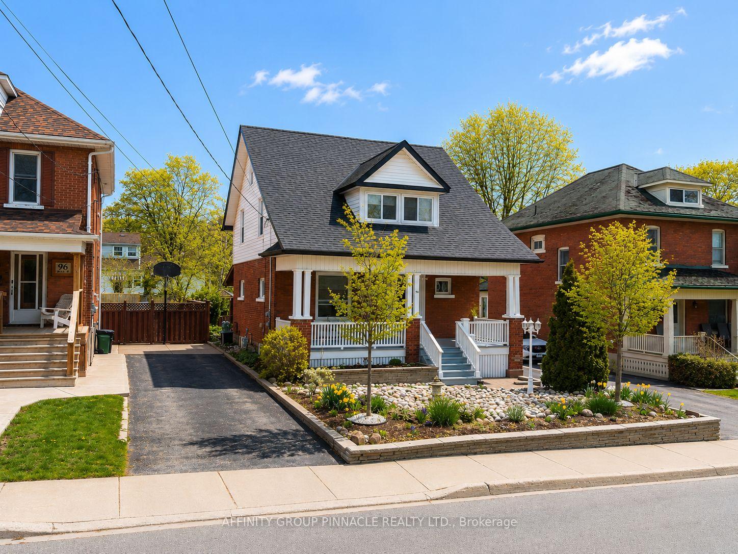 94-glenelg-street-w-kawartha-lakes-ontario-x13149878