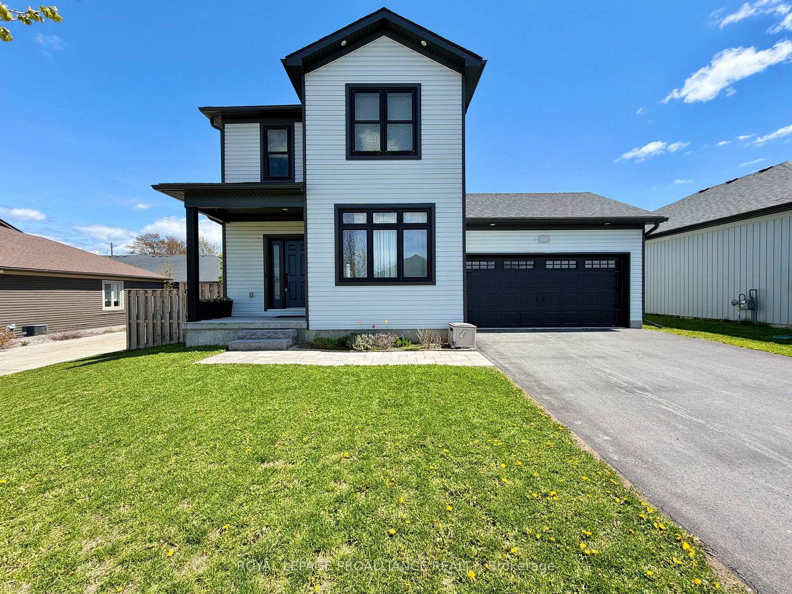 26-curtis-street-prince-edward-county-ontario-x13150318
