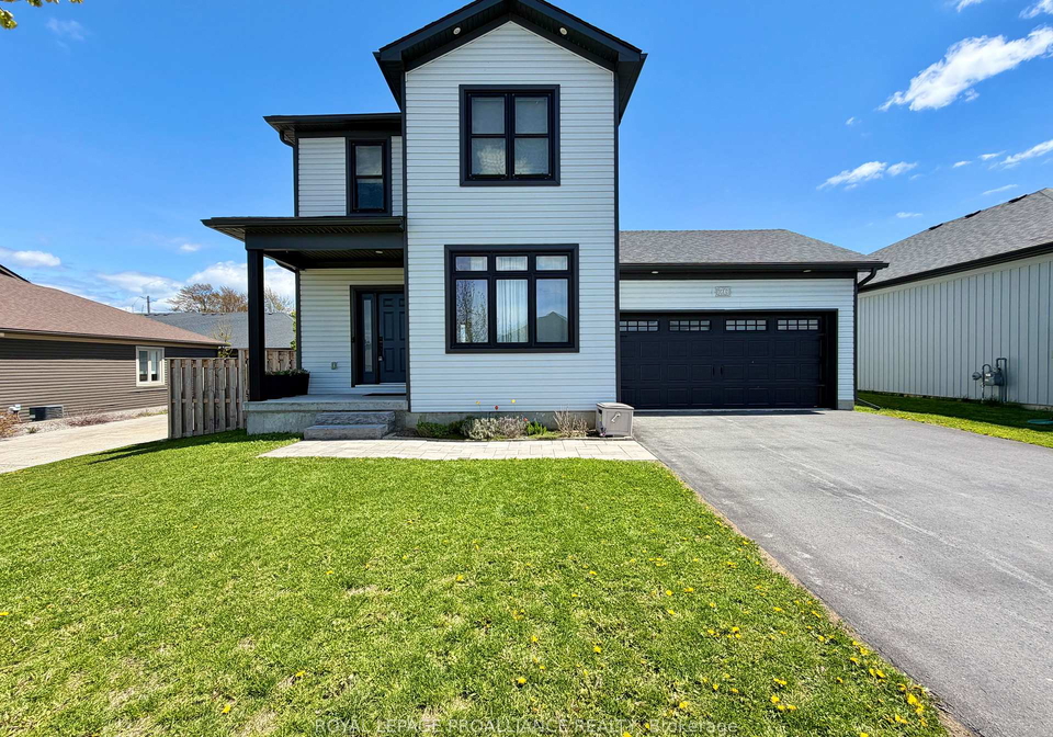 26-curtis-street-prince-edward-county-ontario-x13150318