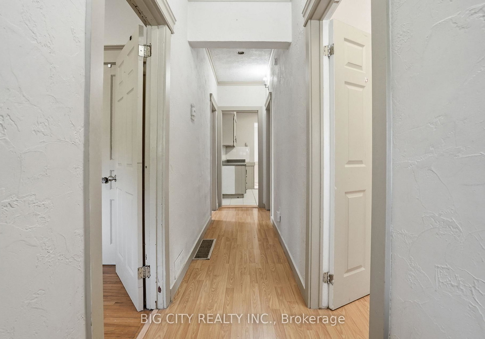 56-holmes-avenue-hamilton-ontario-x13150340