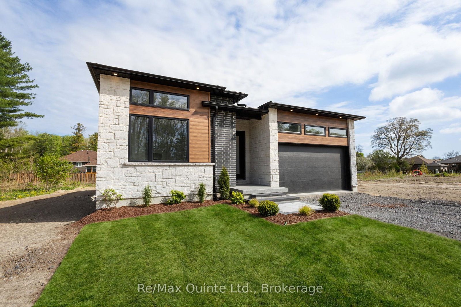 27-exeter-court-quinte-west-ontario-x13150526