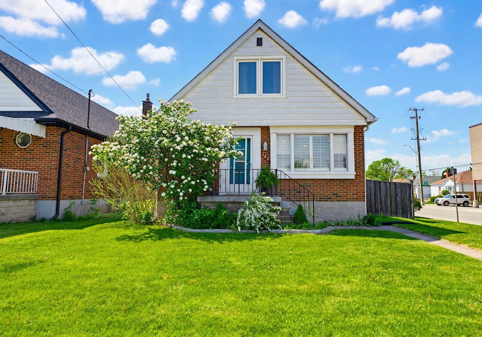 140-parkdale-avenue-hamilton-ontario-x13150780