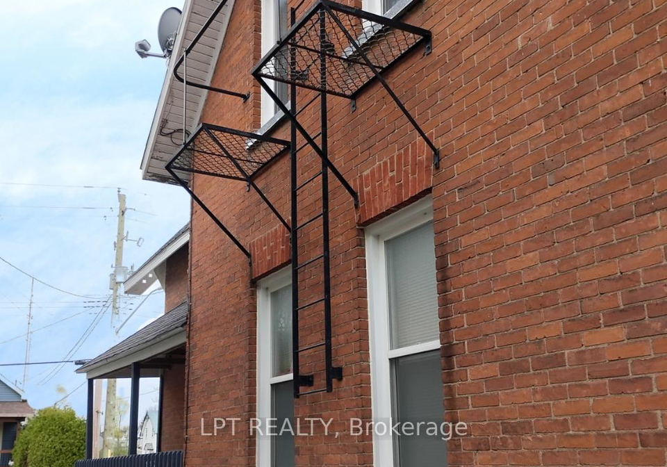 71-mcgonigal-street-w-arnprior-ontario-x13150806