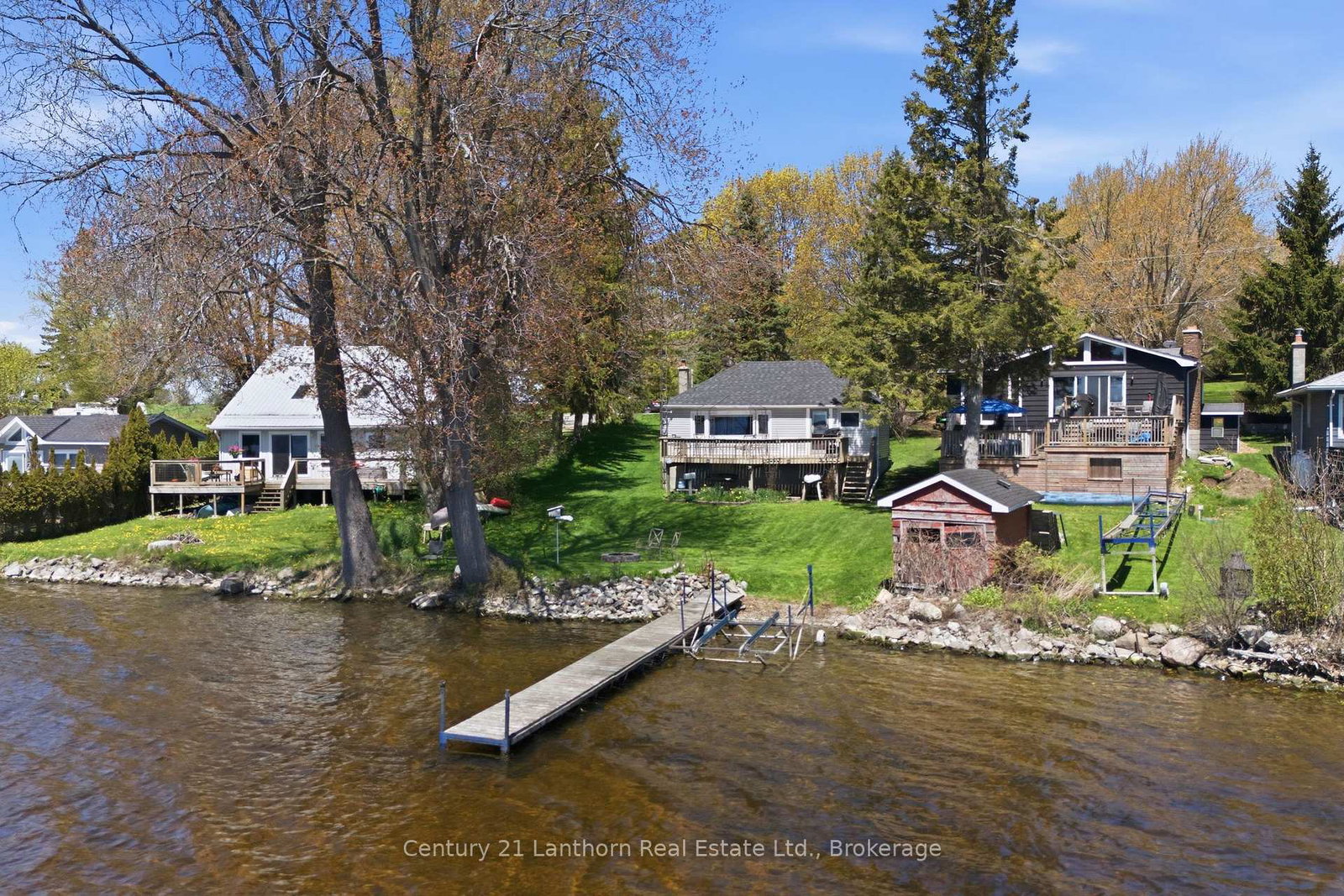 1051-lakeside-drive-prince-edward-county-ontario-x13150976