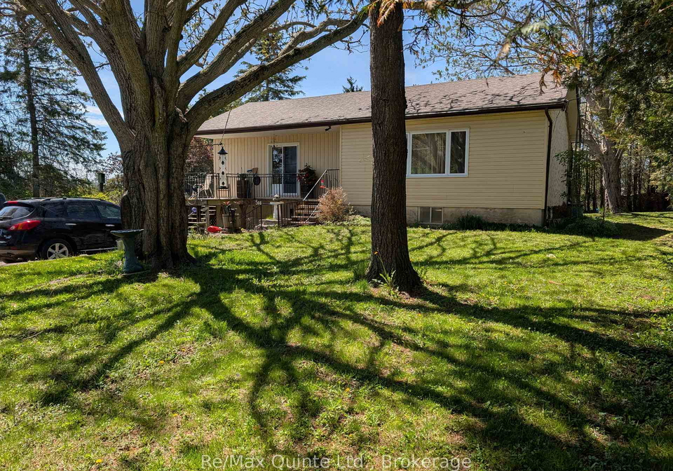 566-old-milford-road-prince-edward-county-ontario-x13151004