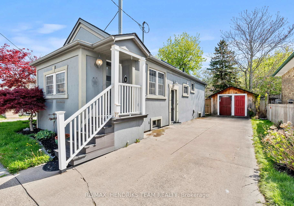 10-peachdale-avenue-st-catharines-ontario-x13151098