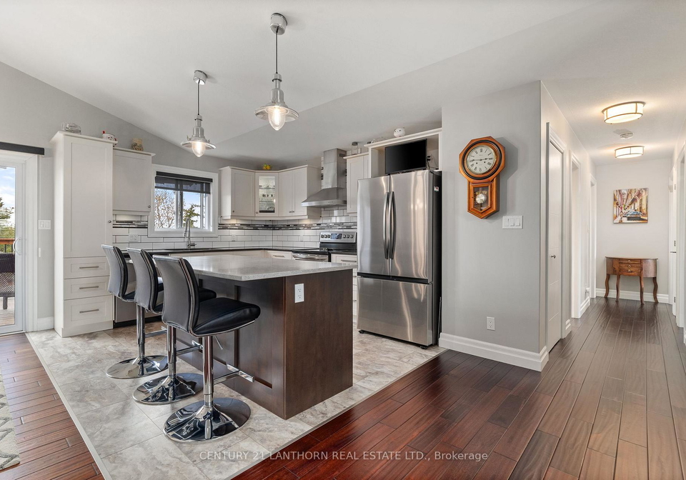 32-stinson-block-road-prince-edward-county-ontario-x13151112