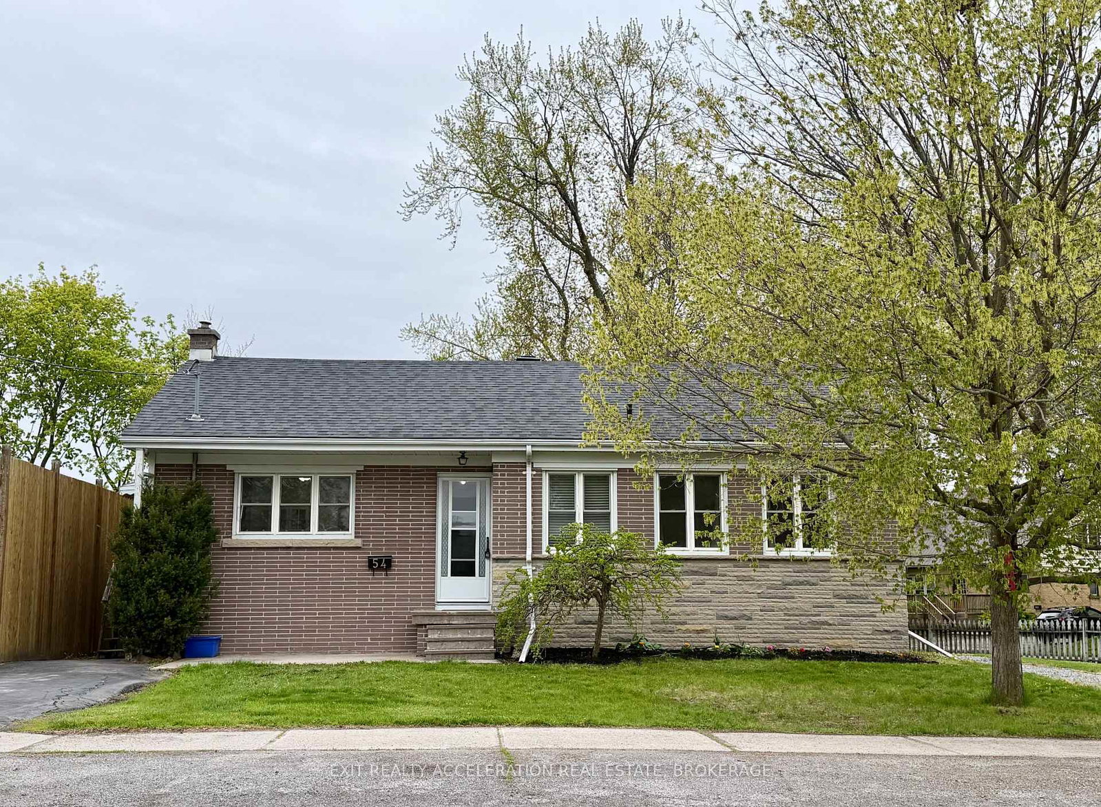 54-greenlawn-avenue-belleville-ontario-x13151164