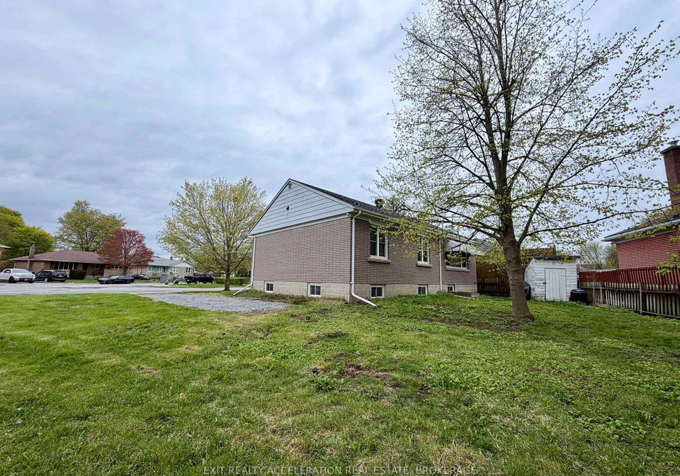 54-greenlawn-avenue-belleville-ontario-x13151164