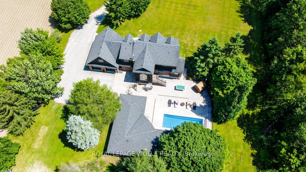 8466-sideroad-30-centre-wellington-ontario-x13151282
