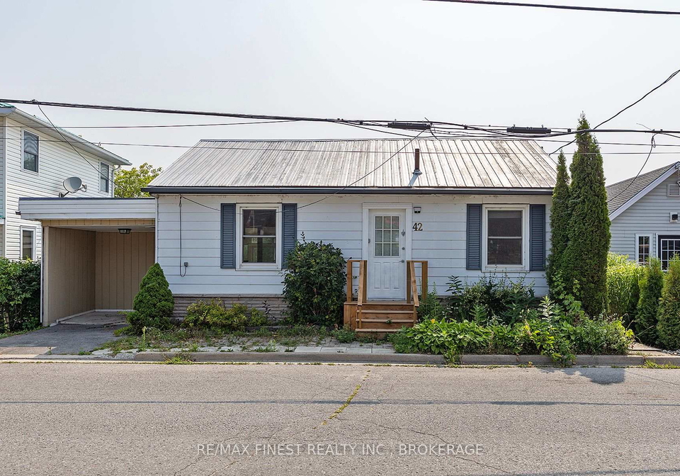 42a-hill-street-prince-edward-county-ontario-x13151288