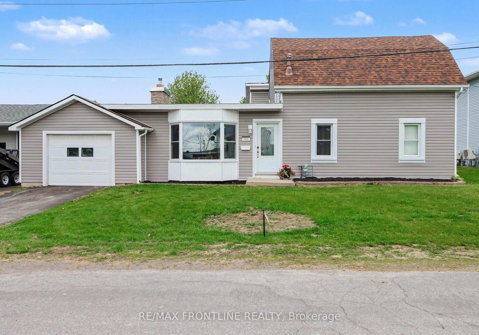 12-fifth-street-smiths-falls-ontario-x13151320
