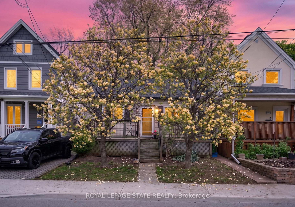 147-strachan-street-e-hamilton-ontario-x13151368