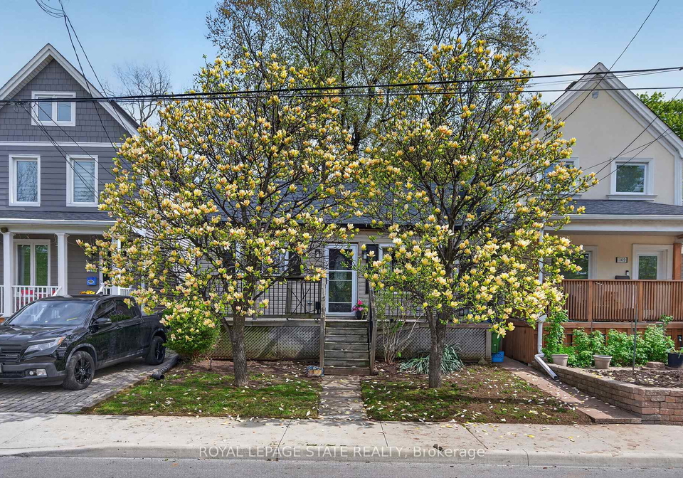 147-strachan-street-e-hamilton-ontario-x13151368