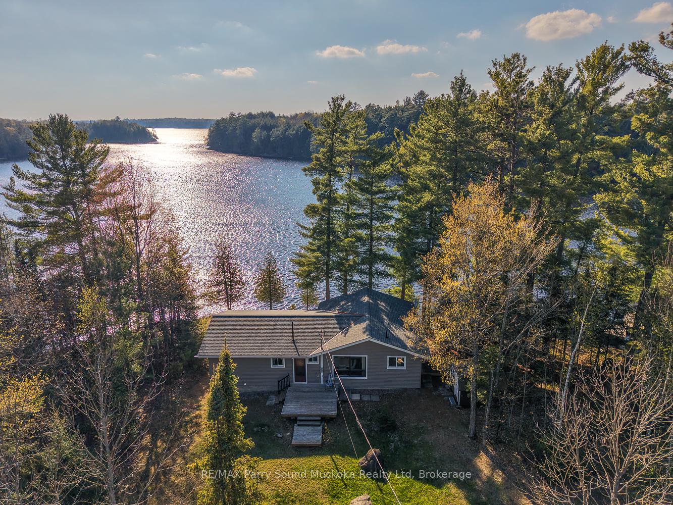37-smithpine-crescent-mckellar-ontario-x13152146
