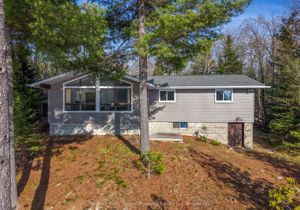 37-smithpine-crescent-mckellar-ontario-x13152146