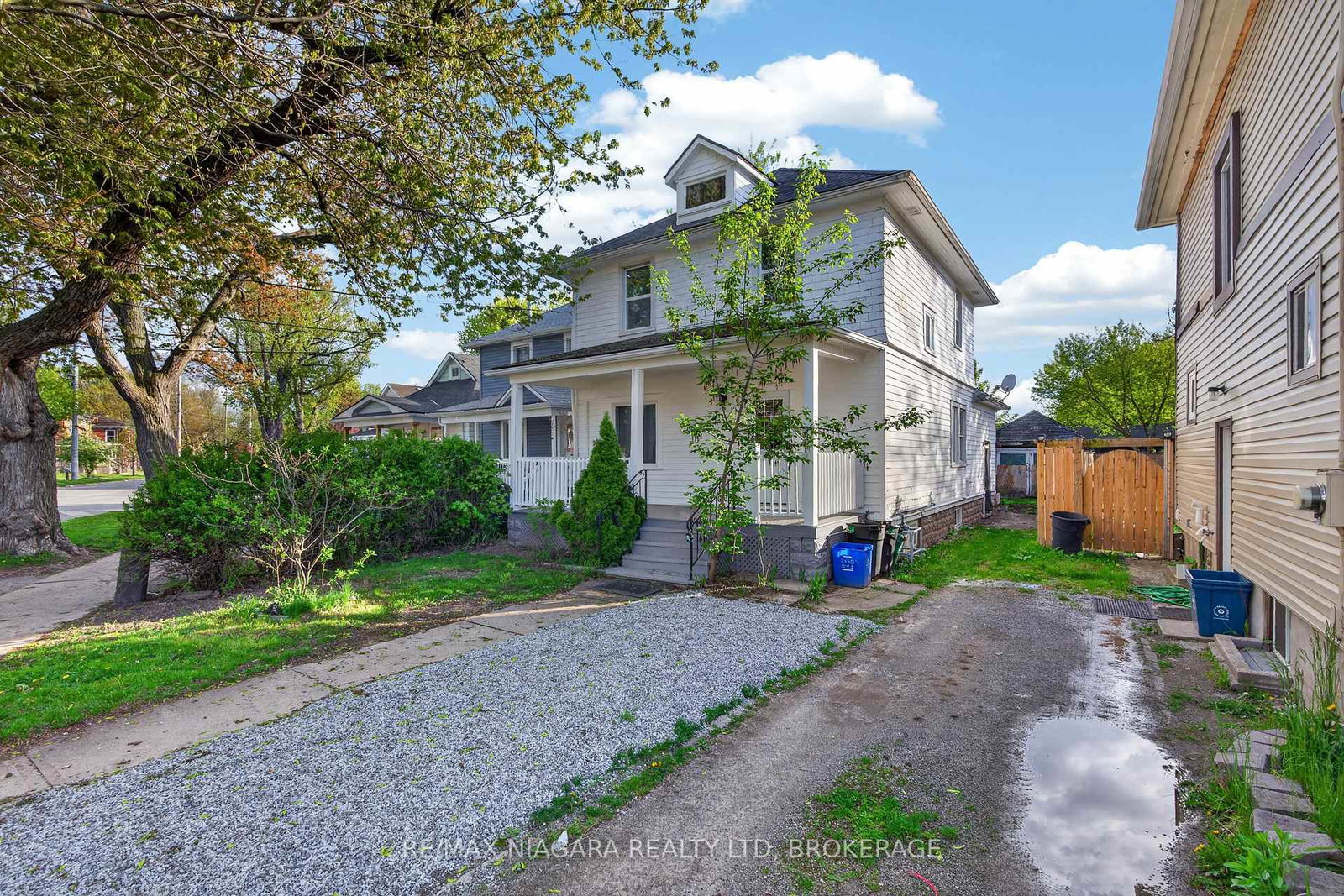 173-lake-street-st-catharines-ontario-x13153270
