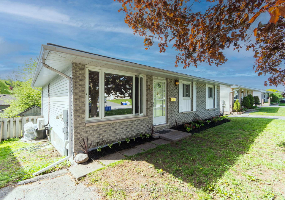 33-van-alstine-drive-quinte-west-ontario-x13153292