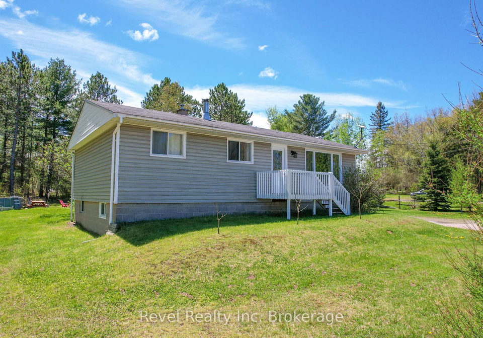 1827-654-highway-callander-ontario-x13153308
