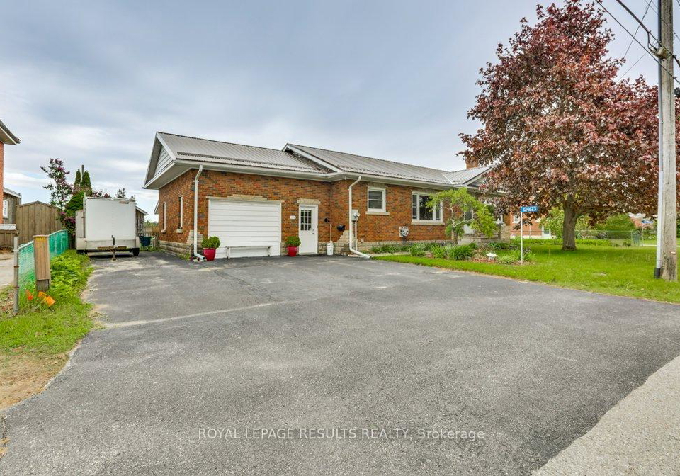 124623-simcoe-street-norwich-ontario-x13153420