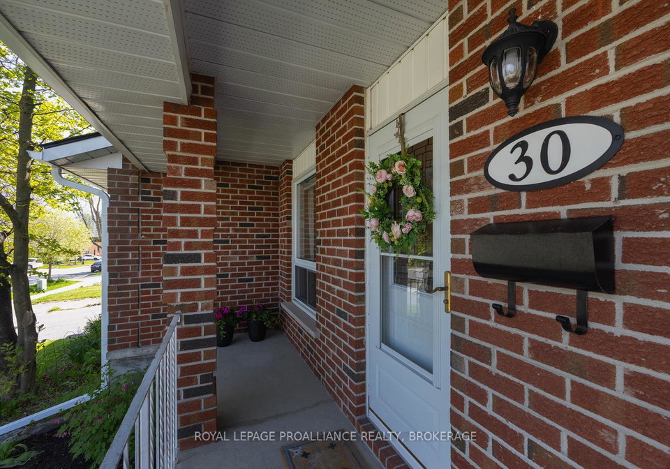 30-barker-drive-kingston-ontario-x13153554
