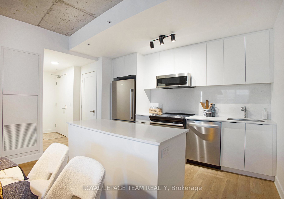 1655-carling-avenue-ottawa-ontario-x13153624