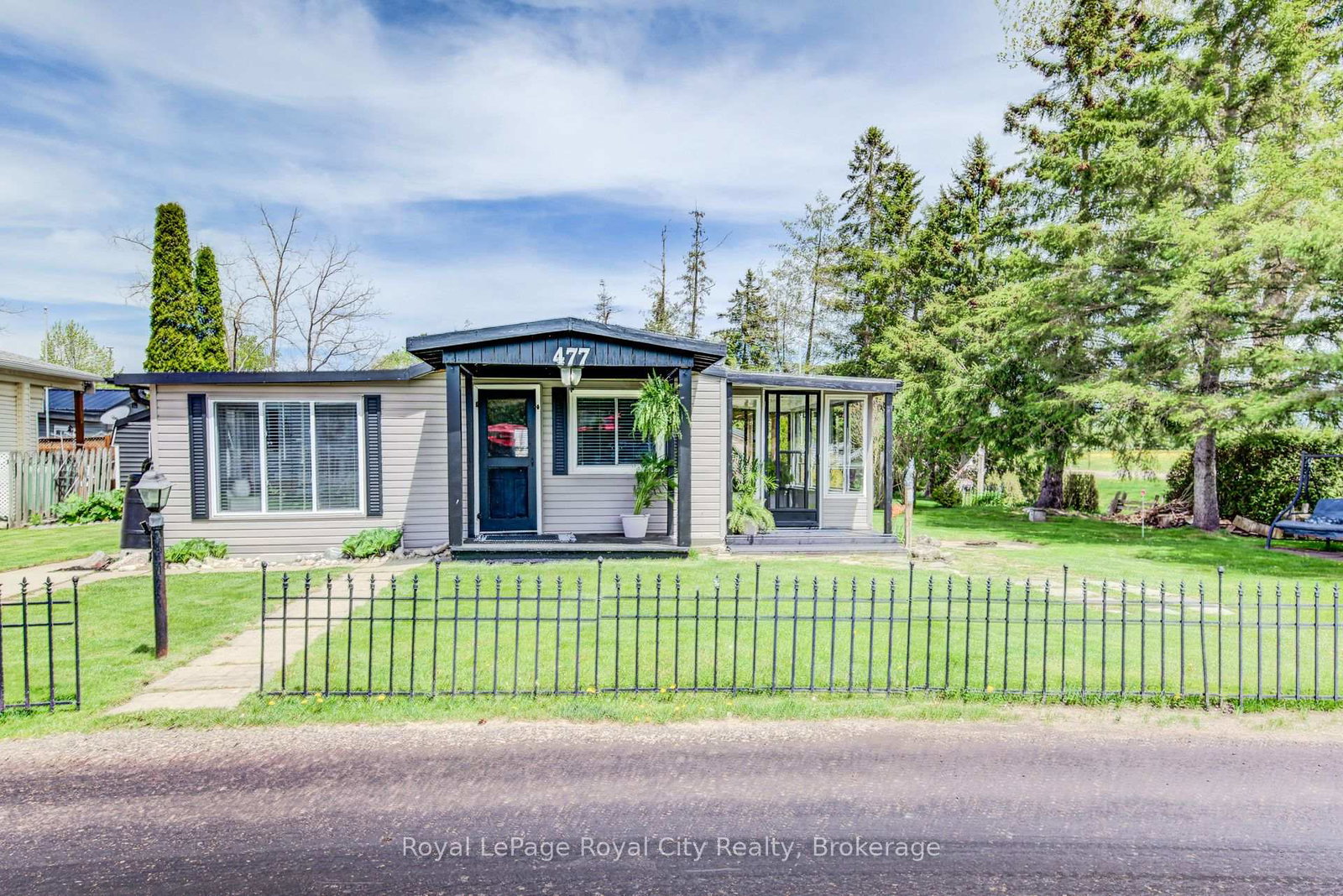leased-lot-477-spruce-street-centre-wellington-ontario-x13153758