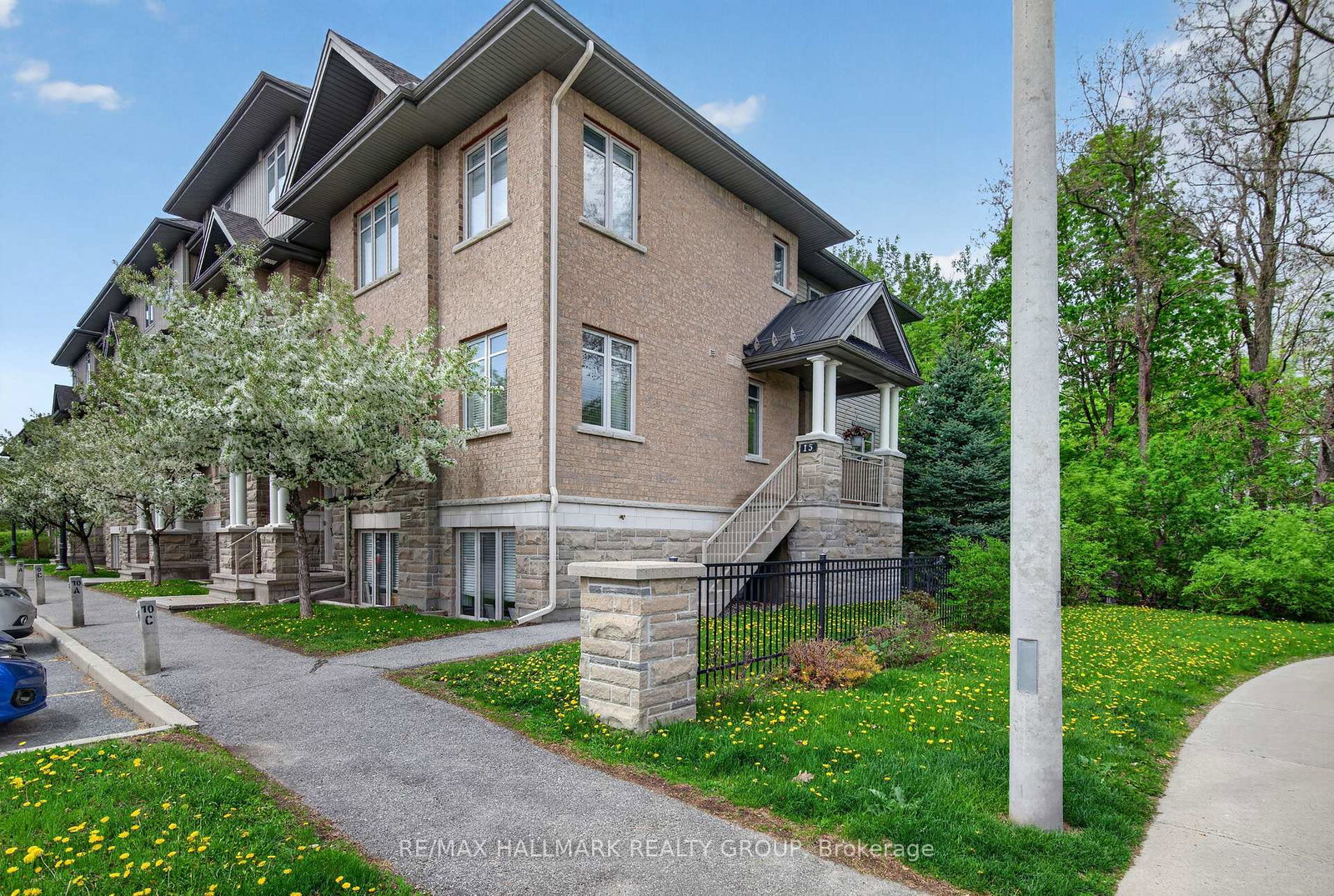 15-tadley-private-ottawa-ontario-x13153766