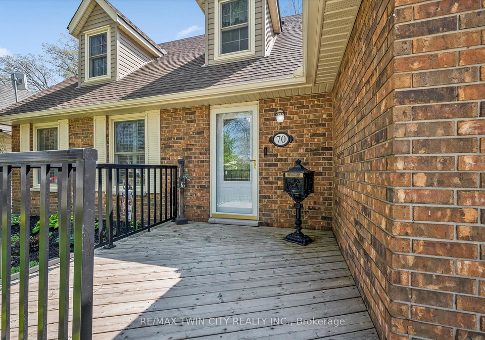 70-peachtree-crescent-cambridge-ontario-x13153768