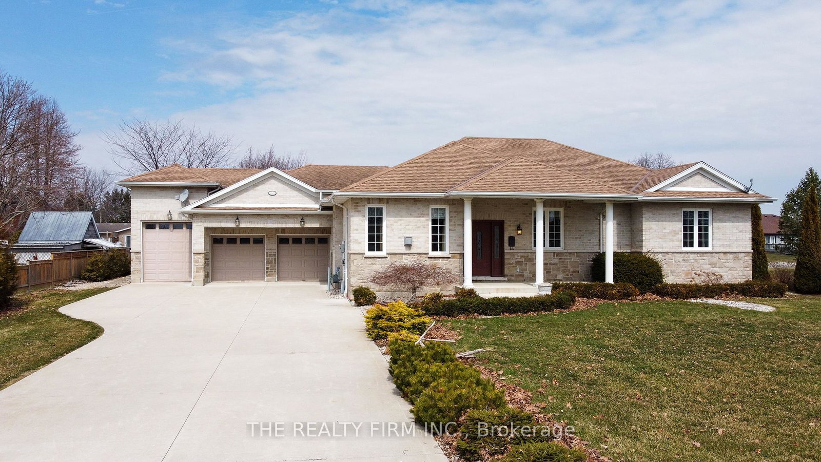 11507-lagonda-way-chatham-kent-ontario-x13153926