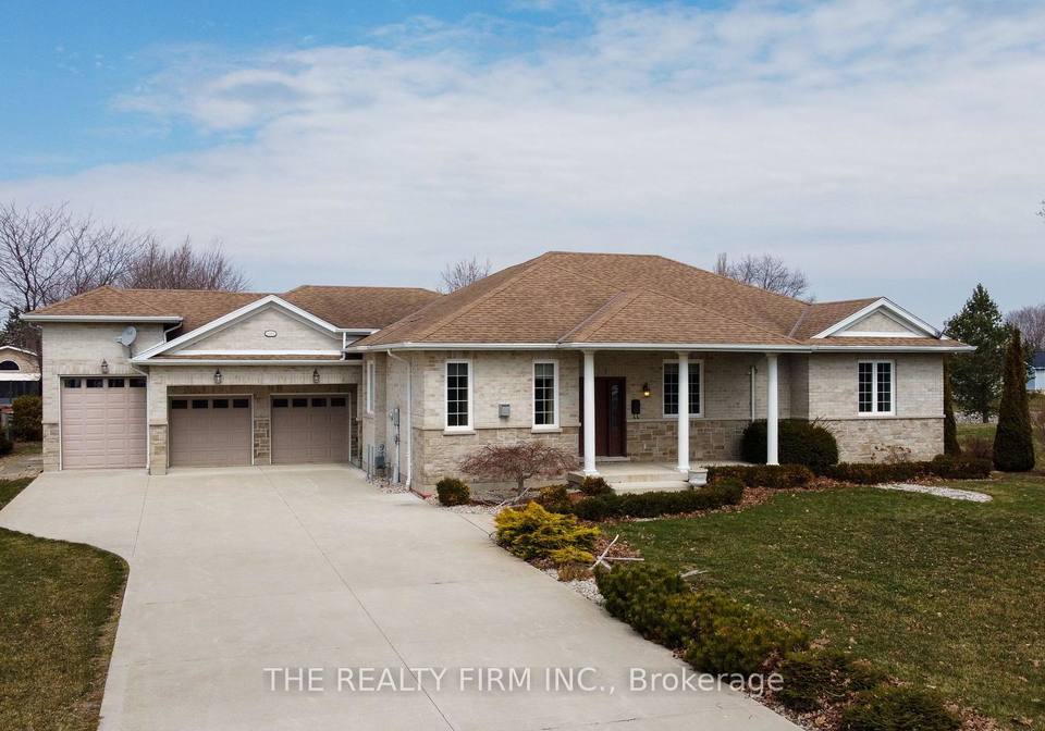 11507-lagonda-way-chatham-kent-ontario-x13153926