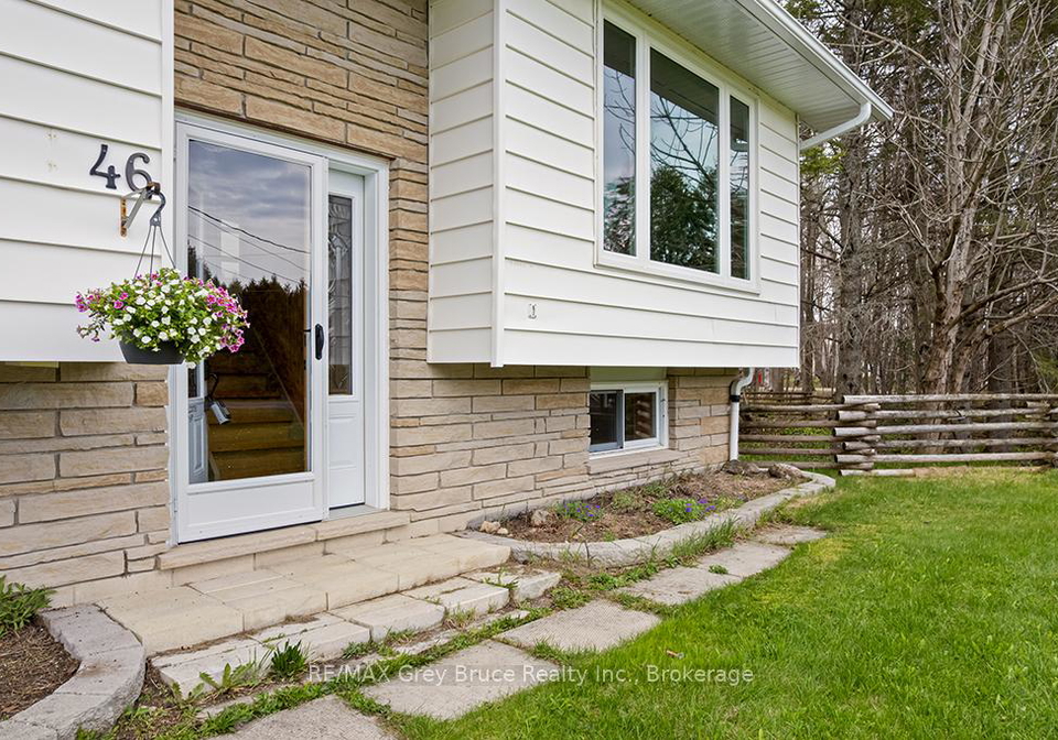 46-maple-golf-crescent-northern-bruce-peninsula-ontario-x13154046