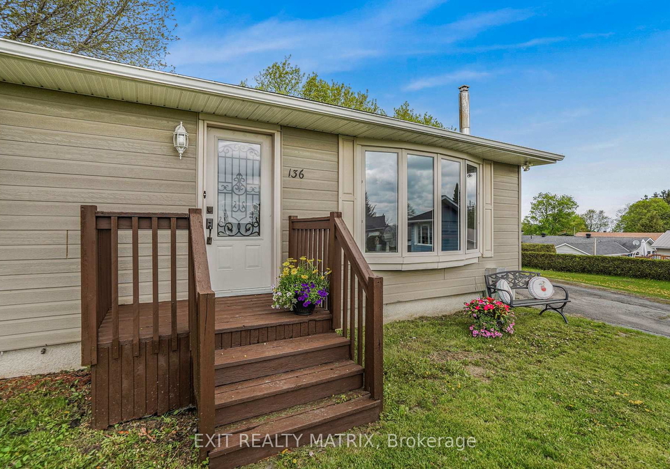 136-martel-crescent-champlain-ontario-x13154252