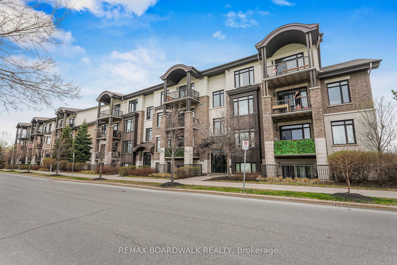 705-beauparc-private-ottawa-ontario-x13154276