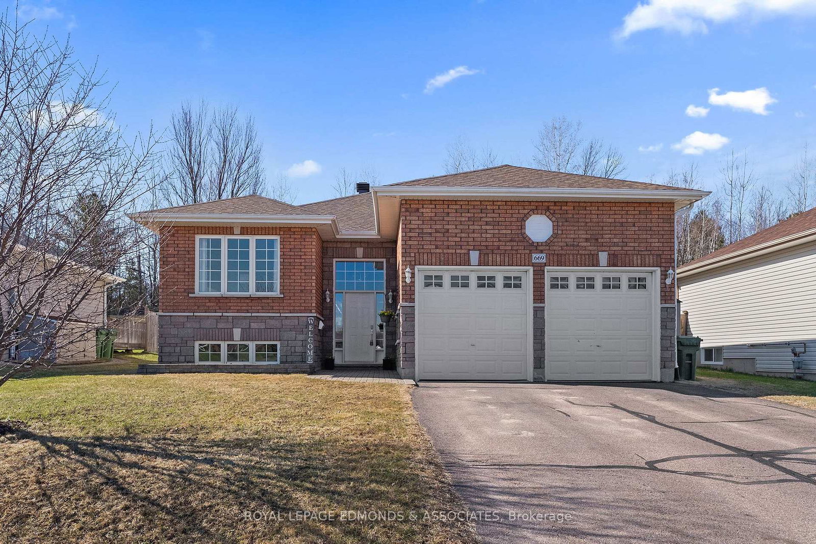 669-fairview-avenue-s-laurentian-valley-ontario-x13154704