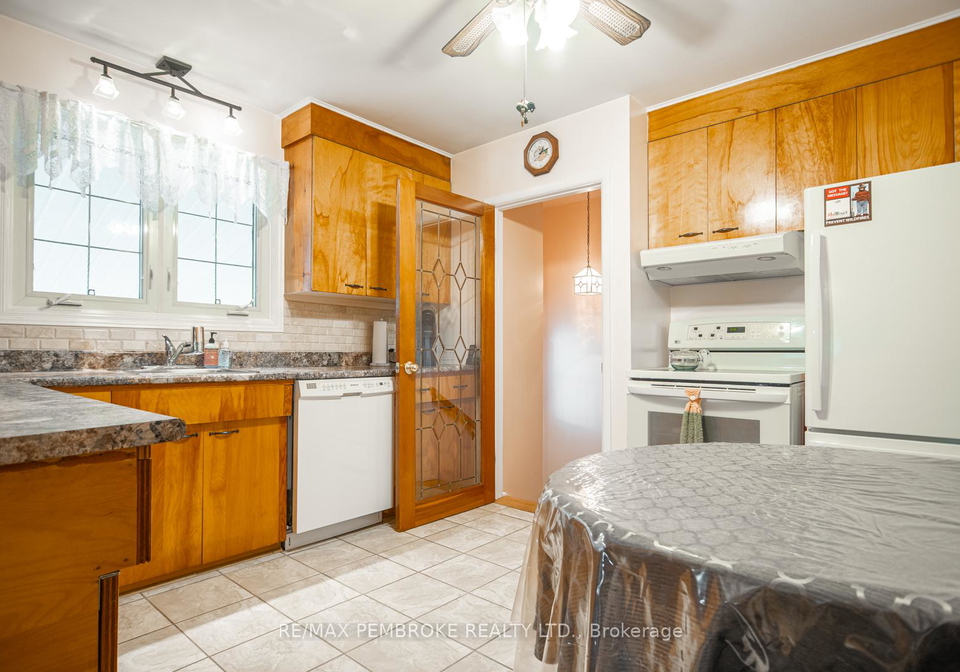 784-mackay-street-pembroke-ontario-x13154966