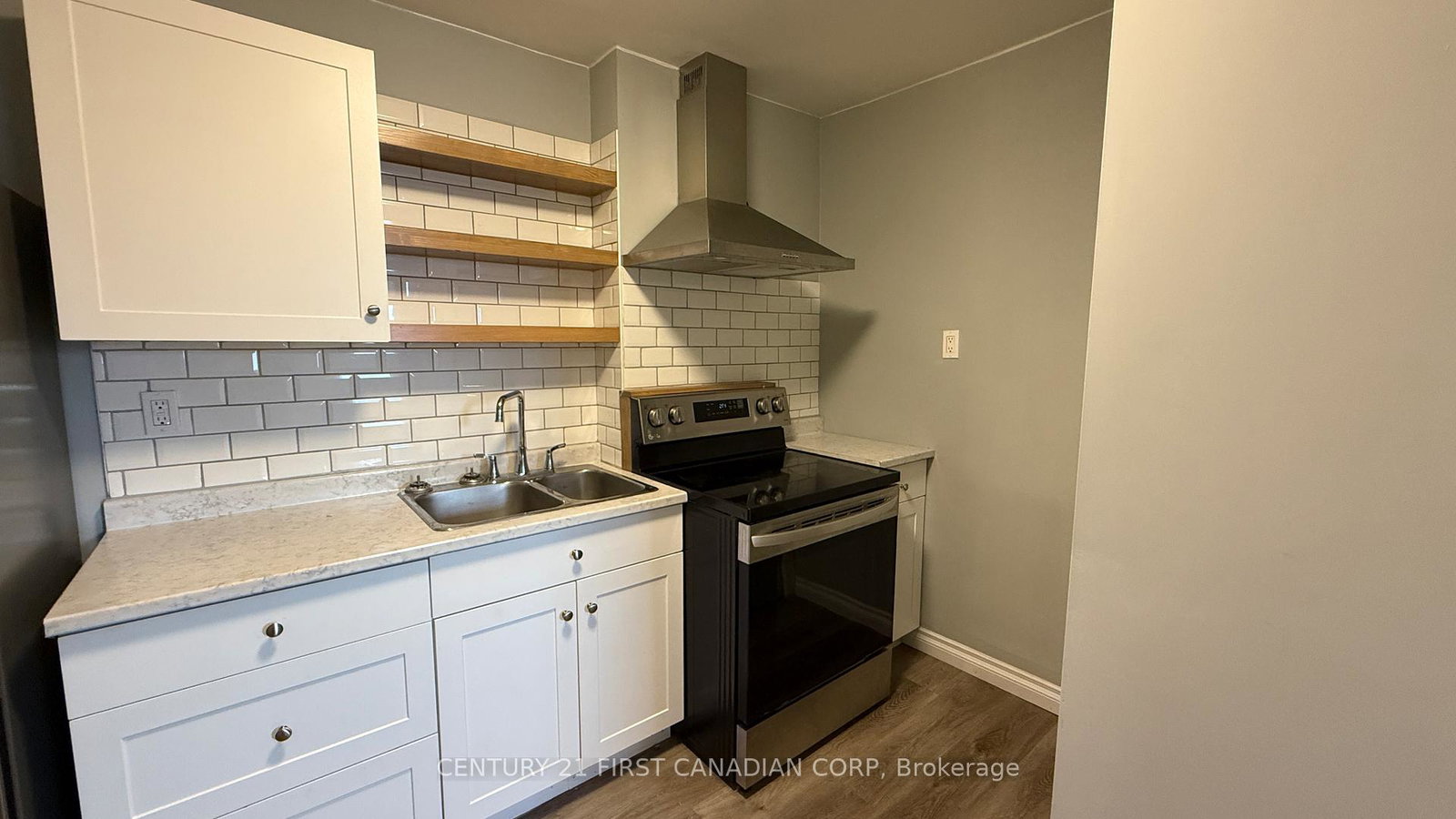 1072-dundas-street-london-east-ontario-x13155120