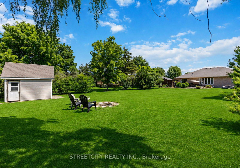 727-norman-street-plympton-wyoming-ontario-x13155174